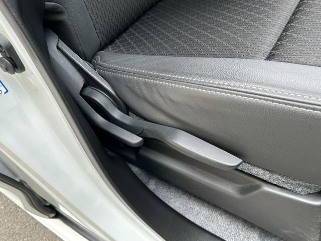 スペーシアカスタム ハイブリッドＸＳターボ　◆【禁煙・社外７型ナビ・ＥＴＣ】　１７，０４９ＫＭ／フルセグ／ＣＤ／ＤＶＤ／ＢＴオーディオ／全方位カメラ／両側電動スライド／ハーフレザーシート／シートヒーター／ＬＥＤライト／パドルシフト／ヘッドアップディスプレイ／ドラレコ／取扱説明書（49枚目）