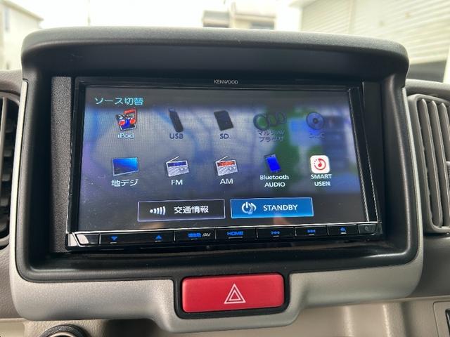 NV100クリッパーリオ G【ダンロップ2022年製造タイヤ・ルーフ凹みあり】 弊社買取直販車/禁煙車/距離32.573キロ/社外ナビ/フルセグ/CD/DVD/BTオーディオ/ETC/両側自動ドア/バックカメラ/HID/フォグ/純正アルミ/保証書/取説/スペアキー/盗難防止装置(9枚目)