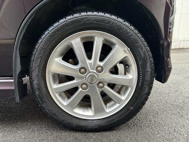 NV100クリッパーリオ G【ダンロップ2022年製造タイヤ・ルーフ凹みあり】 弊社買取直販車/禁煙車/距離32.573キロ/社外ナビ/フルセグ/CD/DVD/BTオーディオ/ETC/両側自動ドア/バックカメラ/HID/フォグ/純正アルミ/保証書/取説/スペアキー/盗難防止装置(15枚目)