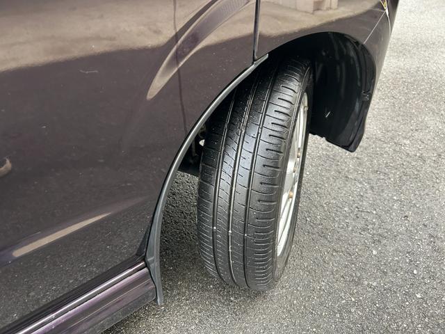 NV100クリッパーリオ G【ダンロップ2022年製造タイヤ・ルーフ凹みあり】 弊社買取直販車/禁煙車/距離32.573キロ/社外ナビ/フルセグ/CD/DVD/BTオーディオ/ETC/両側自動ドア/バックカメラ/HID/フォグ/純正アルミ/保証書/取説/スペアキー/盗難防止装置(56枚目)