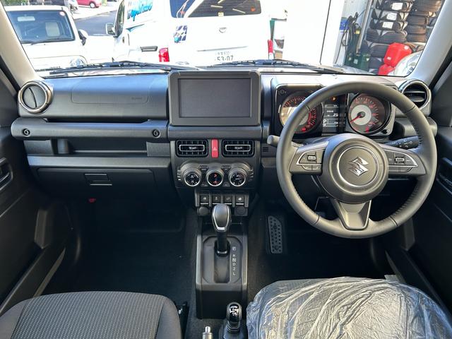 ジムニー ＸＣターボ４ＷＤ■【スズキセーフティサポート・届出済未使用】　／デュアルセンサーブレーキサポート／誤発進抑制機能／車線逸脱警報／リアパーキングセンサー／シートヒーター／クルコン／ヒルディセントコントロール／ハイビームアシスト／ＬＥＤライト／ライトウォッシャー／（3枚目）