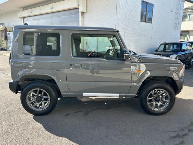 ジムニー ＸＣターボ４ＷＤ■【スズキセーフティサポート・届出済未使用】　／デュアルセンサーブレーキサポート／誤発進抑制機能／車線逸脱警報／リアパーキングセンサー／シートヒーター／クルコン／ヒルディセントコントロール／ハイビームアシスト／ＬＥＤライト／ライトウォッシャー／（13枚目）