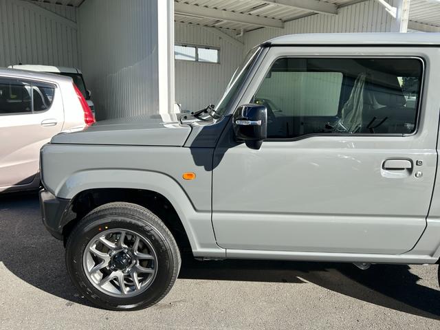ジムニー ＸＣターボ４ＷＤ■【スズキセーフティサポート・届出済未使用】　／デュアルセンサーブレーキサポート／誤発進抑制機能／車線逸脱警報／リアパーキングセンサー／シートヒーター／クルコン／ヒルディセントコントロール／ハイビームアシスト／ＬＥＤライト／ライトウォッシャー／（17枚目）