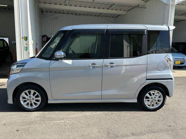 デイズルークス ハイウェイスター X Vセレクション+セーフティII【禁煙】 距離27821キロ/社外7型ナビ/フルセグ/CD/DVD/BTオーディオ/アラウンドビューカメラ/両側自動/HID/フォグ/純正アルミ/衝突被害軽減装置/アイドリングストップ/電格ミラー/リアスポ(18枚目)