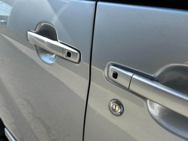 デイズルークス ハイウェイスター X Vセレクション+セーフティII【禁煙】 距離27821キロ/社外7型ナビ/フルセグ/CD/DVD/BTオーディオ/アラウンドビューカメラ/両側自動/HID/フォグ/純正アルミ/衝突被害軽減装置/アイドリングストップ/電格ミラー/リアスポ(65枚目)