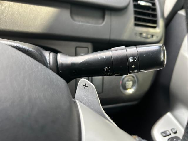 ヴォクシー ZS 煌【後期型・フロントドラレコ】 距離50768キロ/2022年製造/タイヤ/社外7型ナビ/フルセグ/CD/DVD/バックカメラ/両側自動ドア/HID/フォグ/社外アルミ/リアスポ/パドルシフト/スマートキー/ETC/Pスタート(39枚目)