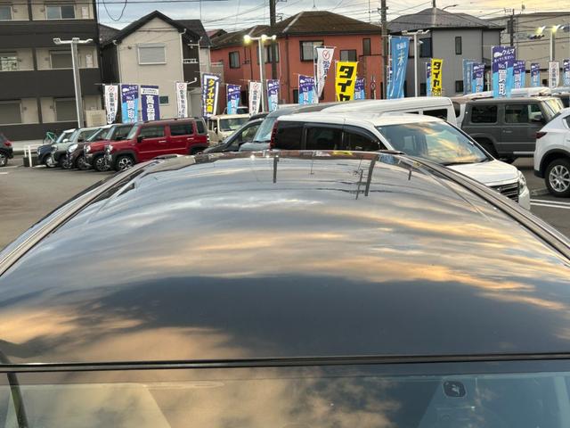 ヴォクシー ZS 煌【後期型・フロントドラレコ】 距離50768キロ/2022年製造/タイヤ/社外7型ナビ/フルセグ/CD/DVD/バックカメラ/両側自動ドア/HID/フォグ/社外アルミ/リアスポ/パドルシフト/スマートキー/ETC/Pスタート(51枚目)