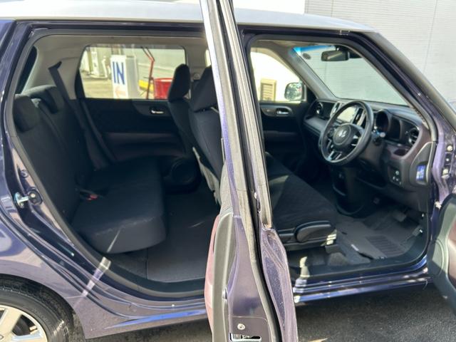 Ｎ－ＯＮＥ プレミアム　ＳＳパッケージ　◆【禁煙・純正７型ナビ・ＥＴＣ】　１０，１２２ＫＭ／フルセグ／ＣＤ／ＤＶＤ／ＢＴオーディオ／バックカメラ／シートヒーター／ＨＩＤライト／アイドリングストップ／盗難防止装置／スマートキー／横滑り防止／保証書／取扱説明書／スペアキー（30枚目）