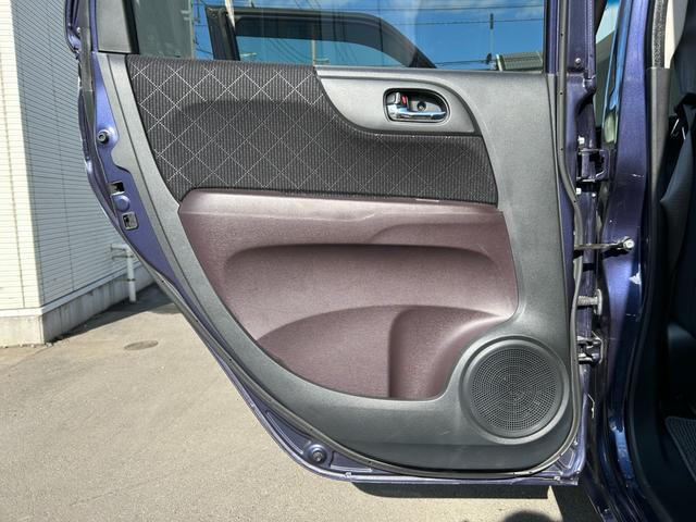 Ｎ－ＯＮＥ プレミアム　ＳＳパッケージ　◆【禁煙・純正７型ナビ・ＥＴＣ】　１０，１２２ＫＭ／フルセグ／ＣＤ／ＤＶＤ／ＢＴオーディオ／バックカメラ／シートヒーター／ＨＩＤライト／アイドリングストップ／盗難防止装置／スマートキー／横滑り防止／保証書／取扱説明書／スペアキー（34枚目）