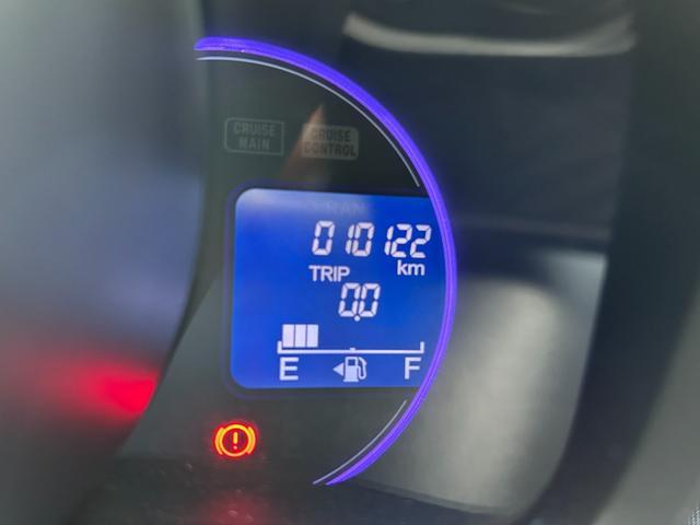 Ｎ－ＯＮＥ プレミアム　ＳＳパッケージ　◆【禁煙・純正７型ナビ・ＥＴＣ】　１０，１２２ＫＭ／フルセグ／ＣＤ／ＤＶＤ／ＢＴオーディオ／バックカメラ／シートヒーター／ＨＩＤライト／アイドリングストップ／盗難防止装置／スマートキー／横滑り防止／保証書／取扱説明書／スペアキー（68枚目）