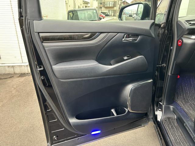 ヴェルファイア 3.5ZA 2WD ◆【純正10型SDナビ・ETC】 99,369KM/フルセグ/CD/DVD/BTオーディオ/ミュージックプレイヤー接続/バックカメラ/両側電動スライド/ハーフレザー/電動リアゲート/LEDライト/フリップDモニター/フルエアロ(32枚目)