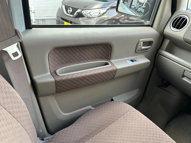 エブリイワゴン JP■下取直販車【禁煙/ETC/キーレス/オーディオ/CD】 AM・FMラジオ/電格ミラー/パワステ/パワーウィンドウ/ABS/ダブルエアバッグ/ヘッドライトレベライザー/保証書/取扱説明書/スペアキー有(23枚目)