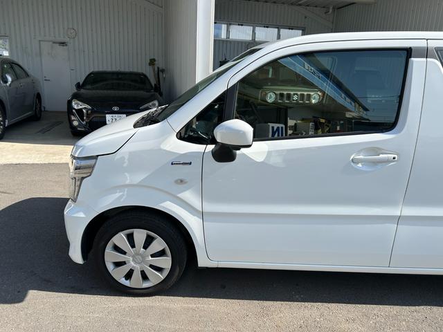 ワゴンＲ ハイブリッドＦＸ－Ｓ　◆【禁煙・リースアップ車・ＥＴＣ】　６，００２ＫＭ／ディスプレイオーディオ／ＢＴオーディオ／全方位カメラ／シートヒーター／コーナーセンサー／ヘッドアップディスプレイ／レーンアシスト／衝突軽減／アイドリングストップ／レーダークルコン（18枚目）