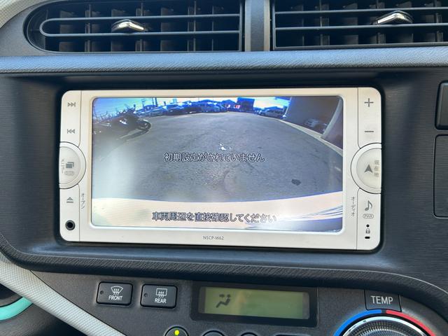 アクア Ｇ■２ＷＤ【禁煙・純正ナビ・バックカメラ・モデリスタエアロ】　６７，２９０ＫＭ／神奈川仕入直販／スマートエントリー＆ＬＥＤパッケージ／ワンセグ／ＣＤ／ＢＴ接続／オートライト／ＥＴＣ／保証書／スマートキー／フルオートＡＣ／電格ミラー／横滑り防止装置／ＡＢＳ／ＴＲＣ（4枚目）