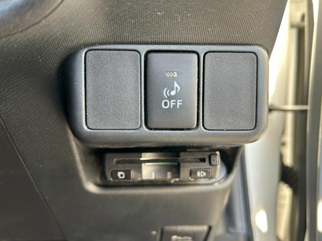 アクア Ｇ■２ＷＤ【禁煙・純正ナビ・バックカメラ・モデリスタエアロ】　６７，２９０ＫＭ／神奈川仕入直販／スマートエントリー＆ＬＥＤパッケージ／ワンセグ／ＣＤ／ＢＴ接続／オートライト／ＥＴＣ／保証書／スマートキー／フルオートＡＣ／電格ミラー／横滑り防止装置／ＡＢＳ／ＴＲＣ（5枚目）