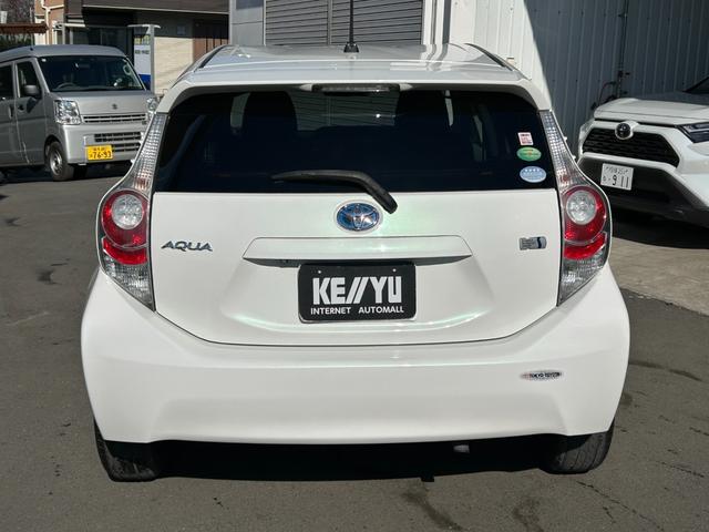 アクア Ｇ■２ＷＤ【禁煙・純正ナビ・バックカメラ・モデリスタエアロ】　６７，２９０ＫＭ／神奈川仕入直販／スマートエントリー＆ＬＥＤパッケージ／ワンセグ／ＣＤ／ＢＴ接続／オートライト／ＥＴＣ／保証書／スマートキー／フルオートＡＣ／電格ミラー／横滑り防止装置／ＡＢＳ／ＴＲＣ（11枚目）