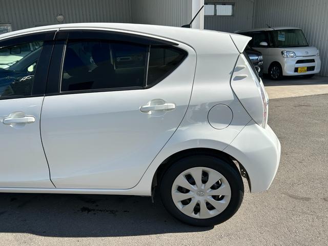 アクア Ｇ■２ＷＤ【禁煙・純正ナビ・バックカメラ・モデリスタエアロ】　６７，２９０ＫＭ／神奈川仕入直販／スマートエントリー＆ＬＥＤパッケージ／ワンセグ／ＣＤ／ＢＴ接続／オートライト／ＥＴＣ／保証書／スマートキー／フルオートＡＣ／電格ミラー／横滑り防止装置／ＡＢＳ／ＴＲＣ（18枚目）