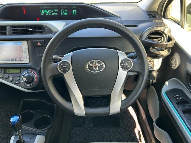 アクア Ｇ■２ＷＤ【禁煙・純正ナビ・バックカメラ・モデリスタエアロ】　６７，２９０ＫＭ／神奈川仕入直販／スマートエントリー＆ＬＥＤパッケージ／ワンセグ／ＣＤ／ＢＴ接続／オートライト／ＥＴＣ／保証書／スマートキー／フルオートＡＣ／電格ミラー／横滑り防止装置／ＡＢＳ／ＴＲＣ（22枚目）