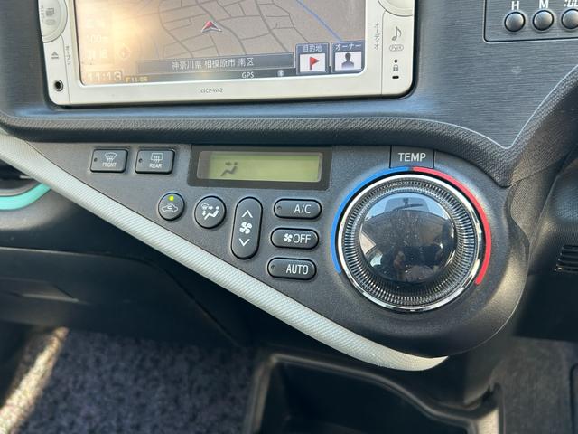 アクア Ｇ■２ＷＤ【禁煙・純正ナビ・バックカメラ・モデリスタエアロ】　６７，２９０ＫＭ／神奈川仕入直販／スマートエントリー＆ＬＥＤパッケージ／ワンセグ／ＣＤ／ＢＴ接続／オートライト／ＥＴＣ／保証書／スマートキー／フルオートＡＣ／電格ミラー／横滑り防止装置／ＡＢＳ／ＴＲＣ（40枚目）