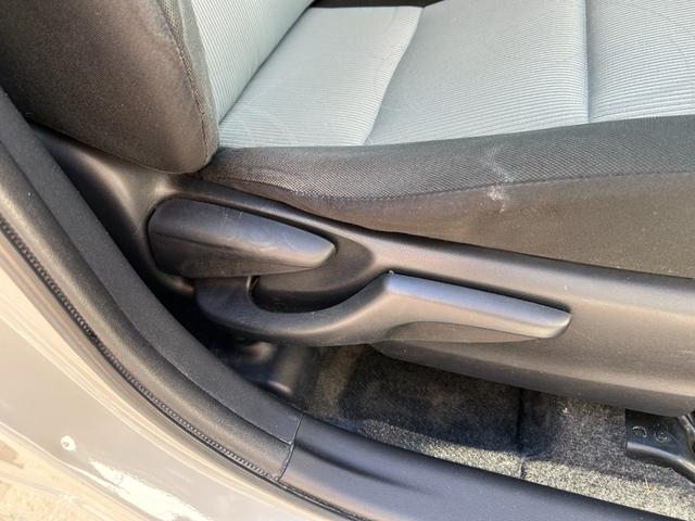 アクア Ｇ■２ＷＤ【禁煙・純正ナビ・バックカメラ・モデリスタエアロ】　６７，２９０ＫＭ／神奈川仕入直販／スマートエントリー＆ＬＥＤパッケージ／ワンセグ／ＣＤ／ＢＴ接続／オートライト／ＥＴＣ／保証書／スマートキー／フルオートＡＣ／電格ミラー／横滑り防止装置／ＡＢＳ／ＴＲＣ（49枚目）