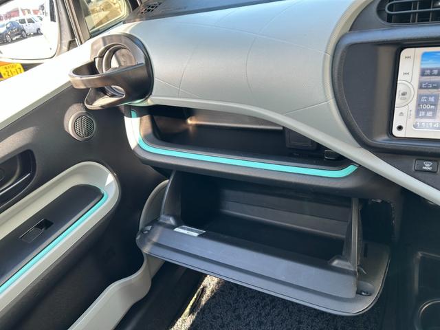 アクア Ｇ■２ＷＤ【禁煙・純正ナビ・バックカメラ・モデリスタエアロ】　６７，２９０ＫＭ／神奈川仕入直販／スマートエントリー＆ＬＥＤパッケージ／ワンセグ／ＣＤ／ＢＴ接続／オートライト／ＥＴＣ／保証書／スマートキー／フルオートＡＣ／電格ミラー／横滑り防止装置／ＡＢＳ／ＴＲＣ（53枚目）