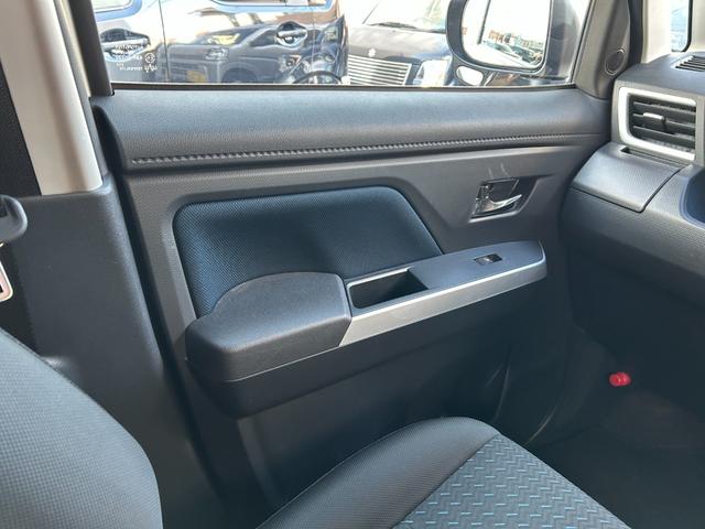 ルーミー カスタムG-T■下取直販車【禁煙/レーダーブレーキ/ターボ】 車線逸脱警報/コーナーセンサー/レーダークルコン/純正ナビ/フルセグTV/Bluetoothオーディオ/バックカメラ/ウォークスルー/両側電動スライド/LEDヘッドライト/フォグ/純正アルミ/ETC(24枚目)