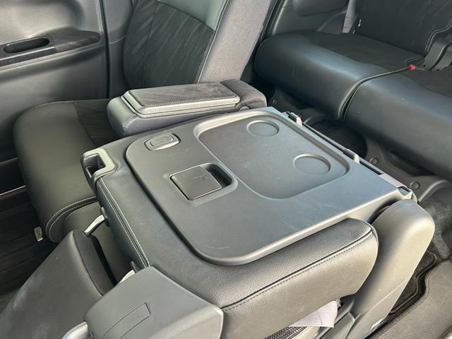 タント カスタムＲＳトップエディションＳＡＩＩＩ■【後期型・ターボ】　７４，５１０ＫＭ／禁煙１オーナー／３６０＋Ｒドラレコ／社外ナビ／ＤＶＤ／地デジ／ＢＴオーディオ／Ｂカメラ／ヒーター付ハーフレザー／両電動スライド／ＬＥＤオートライト／衝突軽減／Ｒ６年製造ヨコハマタイヤ（34枚目）