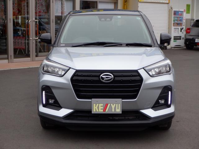 プレミアム 下取直販車・4WD・ブラックルーフ・衝突軽減ブレーキ・1オーナー・純正SDナビ・ハーフレザー・禁煙・追従クルコン・ドラレコ・BSM・ETC・純正17AW・シートヒーター・DVD・BT・バックカメラ(3枚目)
