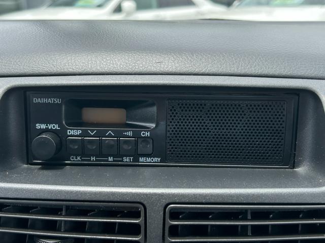 ミラ Ａ／八王子直仕入／走行６１８８３ＫＭ／フロア５速マニュアル／　ワンオーナー／ラジオチューナー／ラバーフロアマット／保証書／取扱説明書（19枚目）