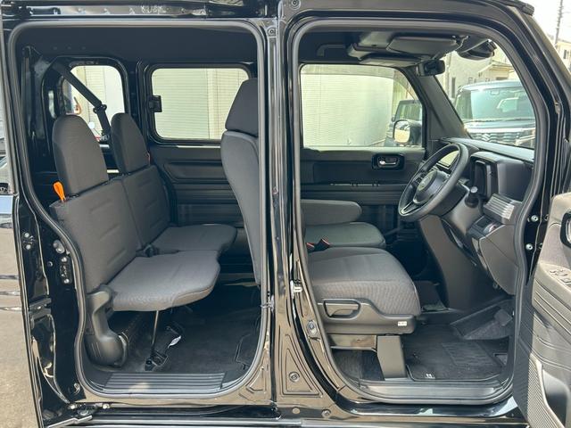 Ｎ－ＶＡＮ＋スタイル ファン・ターボ／ホンダセンシング／八王子直仕入／純正ナビ／　走行３２１３３ＫＭ／オーバーヘッドコンソール／ＣＤ／Ｂｌｕｅｔｏｏｔｈ／バックカメラ／ＥＴＣ車載器／衝突被害軽減システム／両側手動スライドドア／ＬＥＤヘッドライト／フォグ／オートライト／保証書／取説（29枚目）