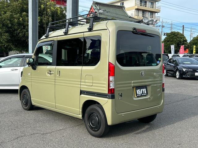 Ｎ－ＶＡＮ＋スタイル ファン・ターボホンダセンシング／２３年製タイヤ／キャリア付／　衝突被害軽減Ｓ／レーダークルコン／両側スライド／純正ナビ／フルセグ／ＣＤ／ＤＶＤ／Ｂｌｕｅｔｏｏｔｈ／バックカメラ／スマートキー／プッシュスタート／ステリモ／ＥＴＣ／ＬＥＤヘッドライト／オートライト（10枚目）