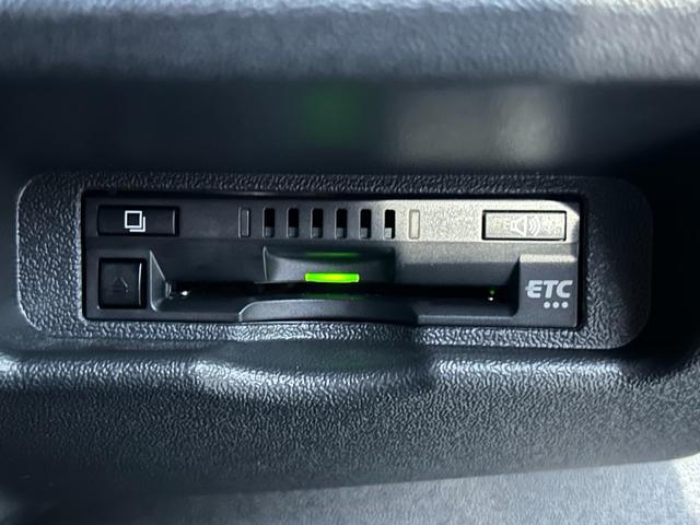 ハイエースワゴン ＧＬ／八王子直仕入／走行３３２１５ＫＭ／ヒッチメンバー付き／　アルパインフローティングナビ１１型＆フリップダウンモニター＆ツィーター＆デジタルインナーミラードラレコ／ＡＣ１００Ｖ電源／左側ＰＳＤ／フルセグ／ＣＤ／ＤＶＤ／Ｂｌｕｅｔｏｏｔｈ／全方位カメラ／ＥＴＣ（29枚目）