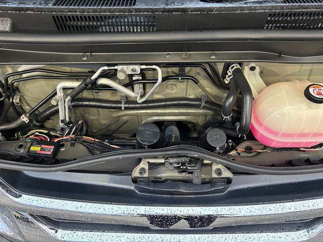 ハイエースワゴン ＧＬ／八王子直仕入／走行３３２１５ＫＭ／ヒッチメンバー付き／　アルパインフローティングナビ１１型＆フリップダウンモニター＆ツィーター＆デジタルインナーミラードラレコ／ＡＣ１００Ｖ電源／左側ＰＳＤ／フルセグ／ＣＤ／ＤＶＤ／Ｂｌｕｅｔｏｏｔｈ／全方位カメラ／ＥＴＣ（30枚目）