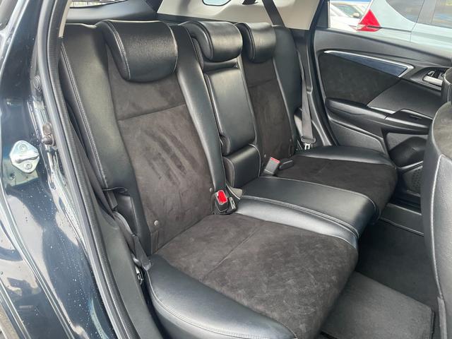 シャトル ハイブリッドX/八王子直仕入/25年製夏タイヤ装着/禁煙車/ 走行65134KM/シティブレーキアクティブシステム/社外ナビ/フルセグ/CD/DVD/Bluetooth/バックカメラ/クルコン/純正AW/ETC/MTモード/LEDヘッドライト/フォグ/ステリモ(14枚目)