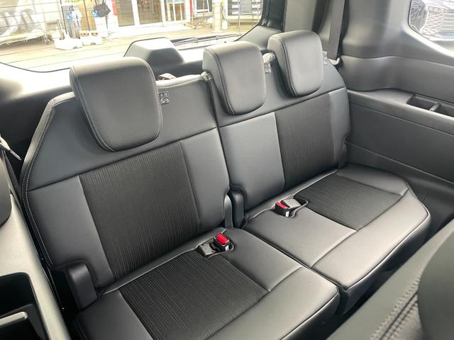 ステップワゴン e:HEVスパーダ/登録済み未使用車/マルチビューカメラ/ 11型ホンダコネクトナビ/14型後席モニター/フルセグ/Bluetooth/ホンダセンシング/両側PSD/電動リアゲート/BSM/レーダークルコン/シートヒーター/LEDヘッドライト/オットマン(15枚目)