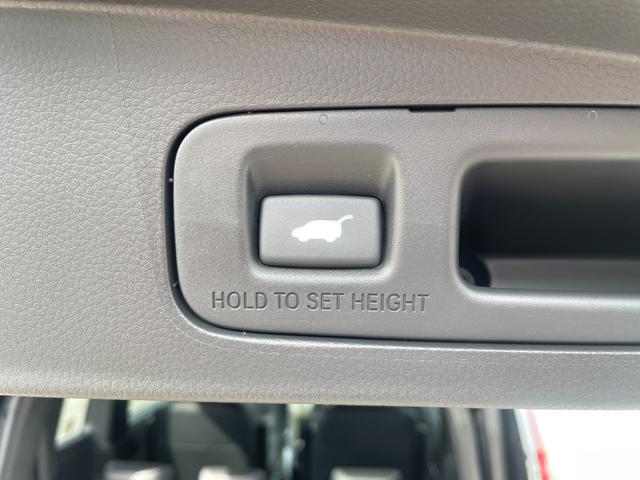 ステップワゴン e:HEVスパーダ/登録済み未使用車/マルチビューカメラ/ 11型ホンダコネクトナビ/14型後席モニター/フルセグ/Bluetooth/ホンダセンシング/両側PSD/電動リアゲート/BSM/レーダークルコン/シートヒーター/LEDヘッドライト/オットマン(21枚目)