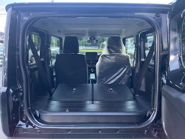 ジムニー XC/届出済み未使用車/走行5KM/パートタイム4WD/ デュアルセンサーブレーキサポート/誤発進抑制機能/車線逸脱警報/リアパーキングセンサー/シートヒーター/クルコン/ヒルディセントコントロール/ハイビームアシスト/LEDライト/ライトウォッシャー(17枚目)