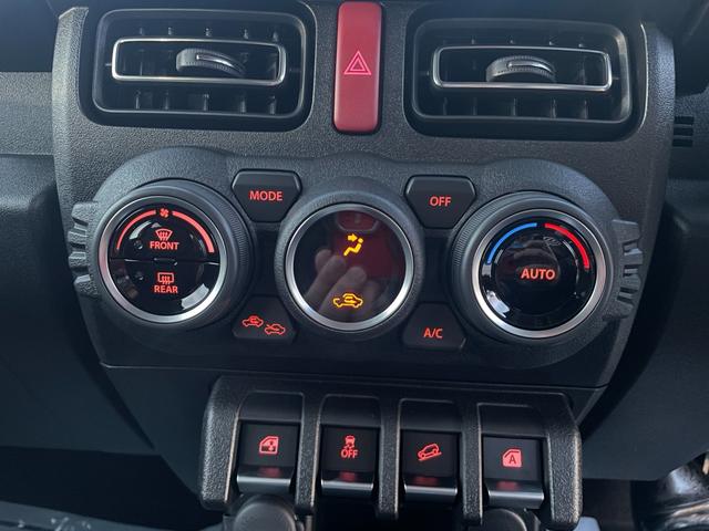 ジムニー XC/届出済み未使用車/走行5KM/パートタイム4WD/ デュアルセンサーブレーキサポート/誤発進抑制機能/車線逸脱警報/リアパーキングセンサー/シートヒーター/クルコン/ヒルディセントコントロール/ハイビームアシスト/LEDライト/ライトウォッシャー(21枚目)