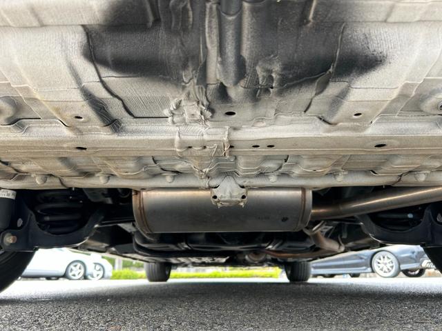 ステップワゴン スパーダ/ターボ/八王子直仕入/禁煙車/走行26003KM/ ホンダセンシング/純正8インチナビ/フルセグ/Bluetooth/バックカメラ/ETC/レーダークルコン/両側PSD/電動リアゲート/ハーフレザーシート/シートヒーター/LEDヘッドライト/フォグ(4枚目)