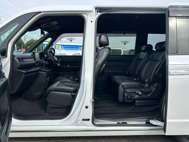 ステップワゴン スパーダ/ターボ/八王子直仕入/禁煙車/走行26003KM/ ホンダセンシング/純正8インチナビ/フルセグ/Bluetooth/バックカメラ/ETC/レーダークルコン/両側PSD/電動リアゲート/ハーフレザーシート/シートヒーター/LEDヘッドライト/フォグ(15枚目)