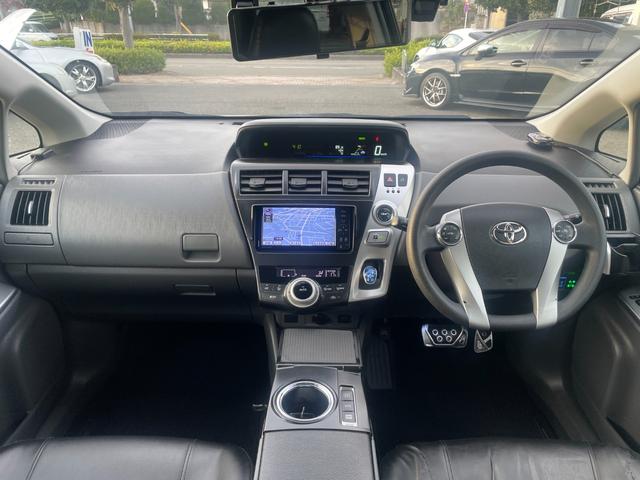 プリウスアルファ S/大阪仕入れ/走行55.958km/純正7インチSDナビ/ 車両接近通報装置/バックカメラ/デジタルインナーミラー/フルセグ/ビルトインETC/BT接続/USBソケット/CD/DVD/フォグ/盗難防止/アルミペダル/サイドバイザー/マット/フォグランプ(4枚目)