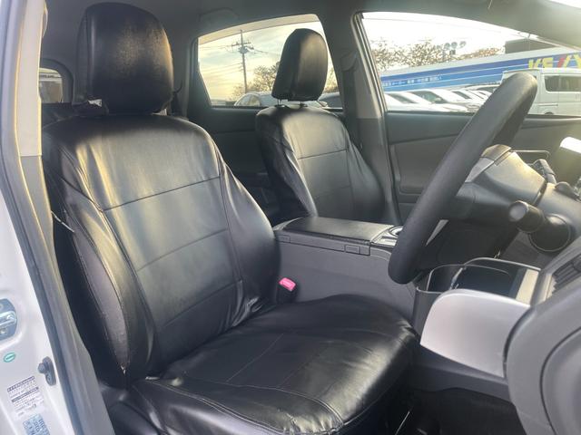 プリウスアルファ S/大阪仕入れ/走行55.958km/純正7インチSDナビ/ 車両接近通報装置/バックカメラ/デジタルインナーミラー/フルセグ/ビルトインETC/BT接続/USBソケット/CD/DVD/フォグ/盗難防止/アルミペダル/サイドバイザー/マット/フォグランプ(13枚目)