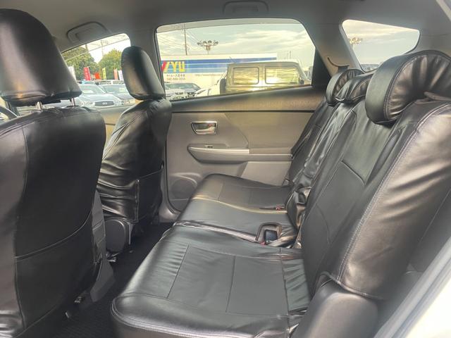 プリウスアルファ S/大阪仕入れ/走行55.958km/純正7インチSDナビ/ 車両接近通報装置/バックカメラ/デジタルインナーミラー/フルセグ/ビルトインETC/BT接続/USBソケット/CD/DVD/フォグ/盗難防止/アルミペダル/サイドバイザー/マット/フォグランプ(16枚目)