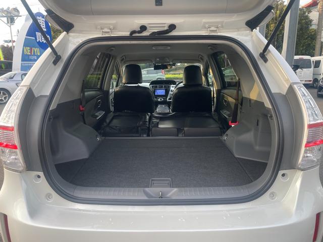 プリウスアルファ S/大阪仕入れ/走行55.958km/純正7インチSDナビ/ 車両接近通報装置/バックカメラ/デジタルインナーミラー/フルセグ/ビルトインETC/BT接続/USBソケット/CD/DVD/フォグ/盗難防止/アルミペダル/サイドバイザー/マット/フォグランプ(18枚目)