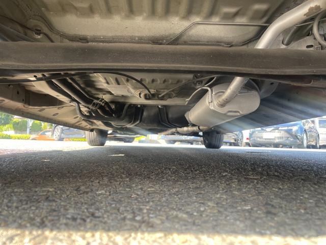 N-BOX G・Lパッケージ/八王子直仕入/禁煙車/走行69697km/ 2023年製ブリジストンタイヤ/社外7インチナビ/バックカメラ/両側スライド左側PSD/ETC/ワンセグ/BT接続/CD/DVD/USB/UV・IRカット/アイドリングストップ/盗難防止/フロアマット(5枚目)