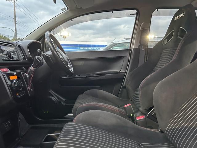 アルトワークス ベースグレード/京都仕入/走行42078KM/禁煙車/ ターボ/RECAROシート/衝突被害軽減システム/横滑り防止機能/CD/ETC/HIDヘッドライト/オートライト/フォグランプ/スマートキー/プッシュスタート/盗難防止装置/純正15インチAW(14枚目)