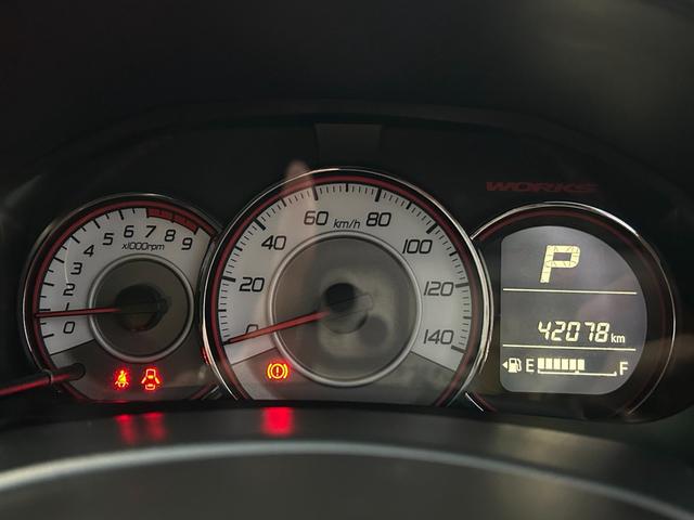 アルトワークス ベースグレード/京都仕入/走行42078KM/禁煙車/ ターボ/RECAROシート/衝突被害軽減システム/横滑り防止機能/CD/ETC/HIDヘッドライト/オートライト/フォグランプ/スマートキー/プッシュスタート/盗難防止装置/純正15インチAW(21枚目)