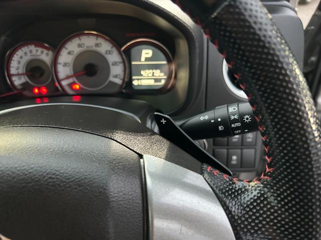 アルトワークス ベースグレード/京都仕入/走行42078KM/禁煙車/ ターボ/RECAROシート/衝突被害軽減システム/横滑り防止機能/CD/ETC/HIDヘッドライト/オートライト/フォグランプ/スマートキー/プッシュスタート/盗難防止装置/純正15インチAW(25枚目)