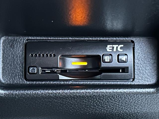 アルトワークス ベースグレード/京都仕入/走行42078KM/禁煙車/ ターボ/RECAROシート/衝突被害軽減システム/横滑り防止機能/CD/ETC/HIDヘッドライト/オートライト/フォグランプ/スマートキー/プッシュスタート/盗難防止装置/純正15インチAW(27枚目)