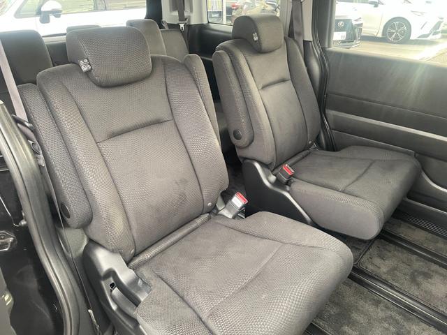 ステップワゴンスパーダ Z/埼玉仕入/ワンオーナー/ホンダ純正9インチメモリーナビ/ 走行43441KM/純正フリップダウンモニター/フルセグ/CD/DVD/バックカメラ/ビルトインETC/両側PSD/HIDヘッドライト/フォグ/オートライト/クルコン/スマートキー/盗難防止装置(14枚目)